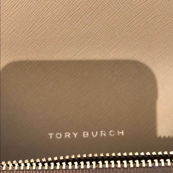 🌸WKND SALE🌸💲⬇️Tory Burch Robinson crossbody - Picture 5 of 6